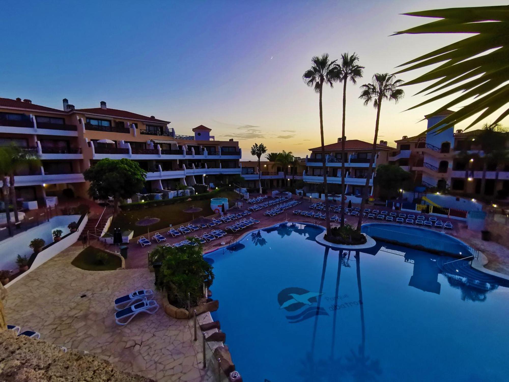 Strelitzia Apartment - Ocean View & Heated Pool San Miguel de Abona Eksteriør billede