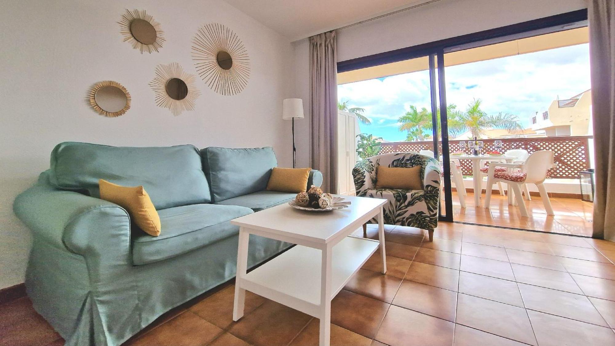 Strelitzia Apartment - Ocean View & Heated Pool San Miguel de Abona Eksteriør billede