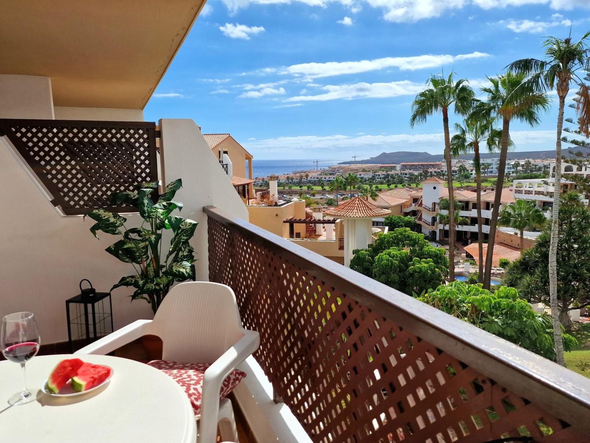 Strelitzia Apartment - Ocean View & Heated Pool San Miguel de Abona Eksteriør billede