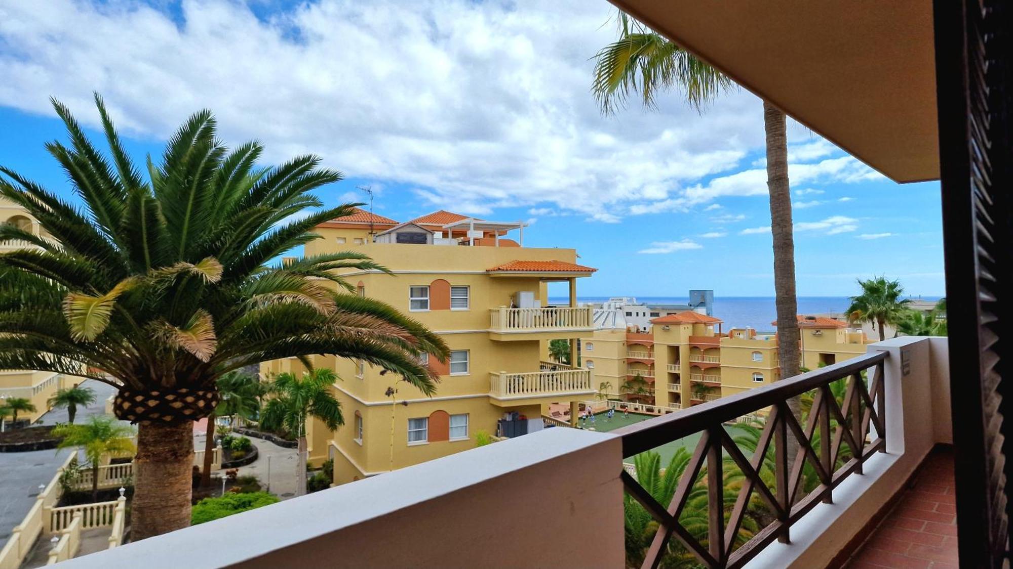 Strelitzia Apartment - Ocean View & Heated Pool San Miguel de Abona Eksteriør billede