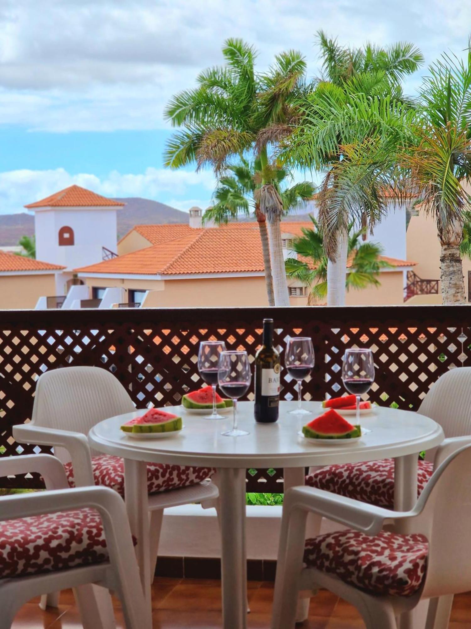 Strelitzia Apartment - Ocean View & Heated Pool San Miguel de Abona Eksteriør billede