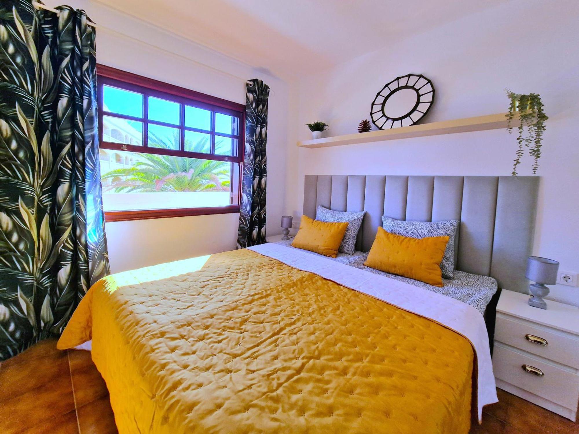 Strelitzia Apartment - Ocean View & Heated Pool San Miguel de Abona Eksteriør billede