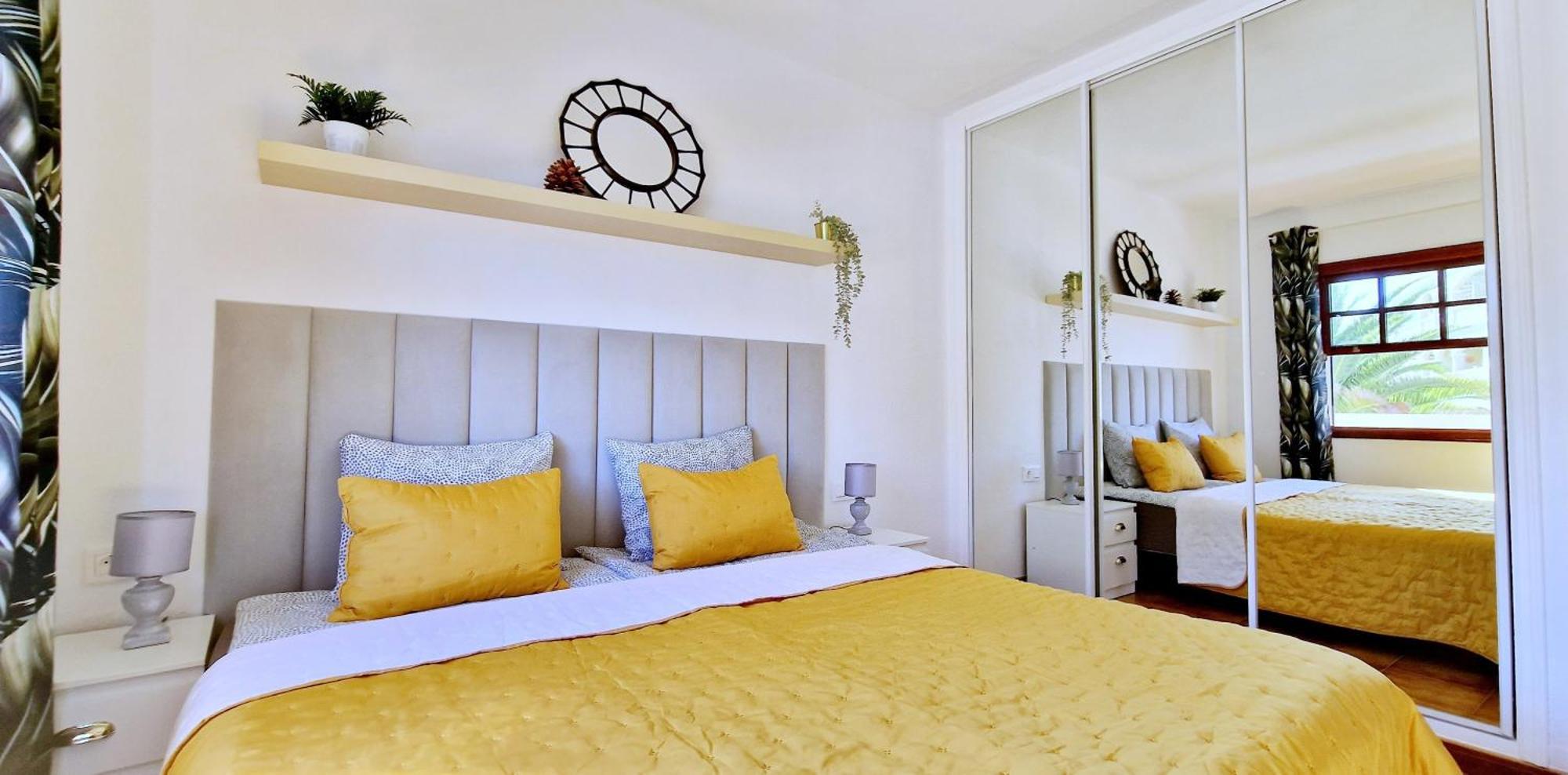 Strelitzia Apartment - Ocean View & Heated Pool San Miguel de Abona Eksteriør billede